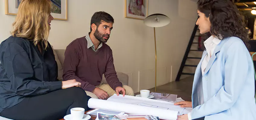 How We Determine Your Selling a House in Disrepair Offer in Elmont, NY?